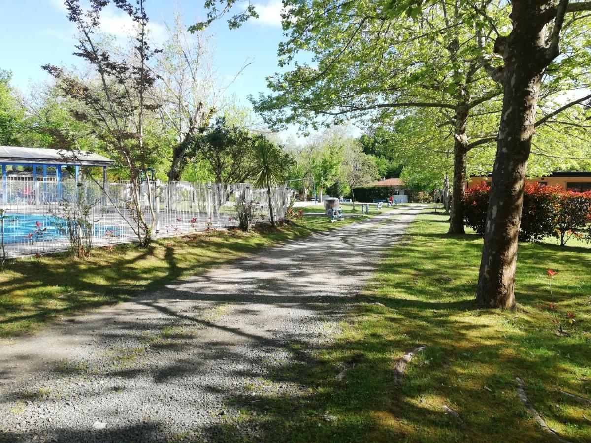 Petite Maison De Vacances Hotel Onesse-et-Laharie Buitenkant foto