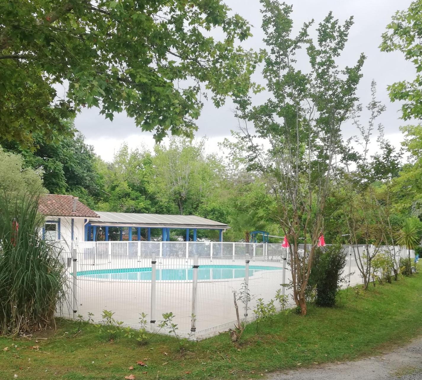 Petite Maison De Vacances Hotel Onesse-et-Laharie Buitenkant foto